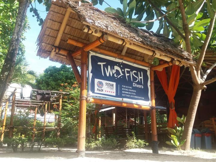 Two Fish Resort Bunaken Bagian luar foto