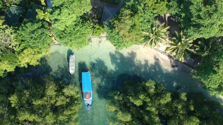 Two Fish Resort Bunaken Bagian luar foto